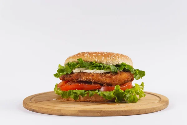 Cheeseburger Крупным Планом — стоковое фото