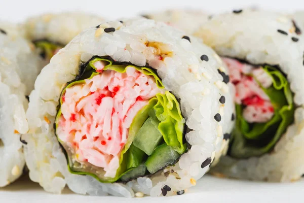 Rolos Sushi Japonês Tradicional — Fotografia de Stock