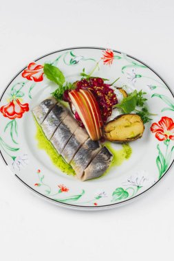 lezzetli tuzlu balık ve sebze, closeup