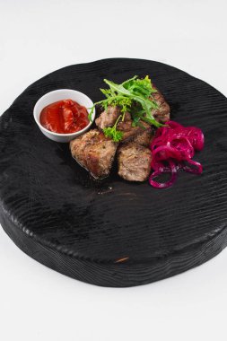 ketçap ve sebze ile ftied tavuk eti