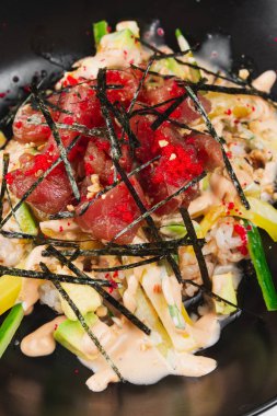 et ve sebzeli salata