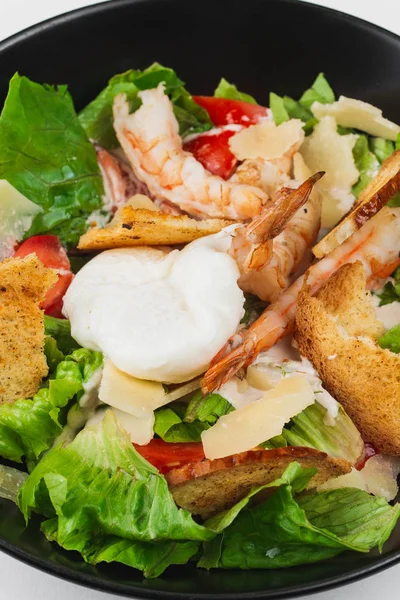 karides ve sebze ile lezzetli salata