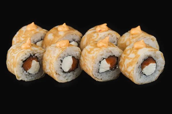 Smakelijke Verse Sushi Zwarte Achtergrond — Stockfoto