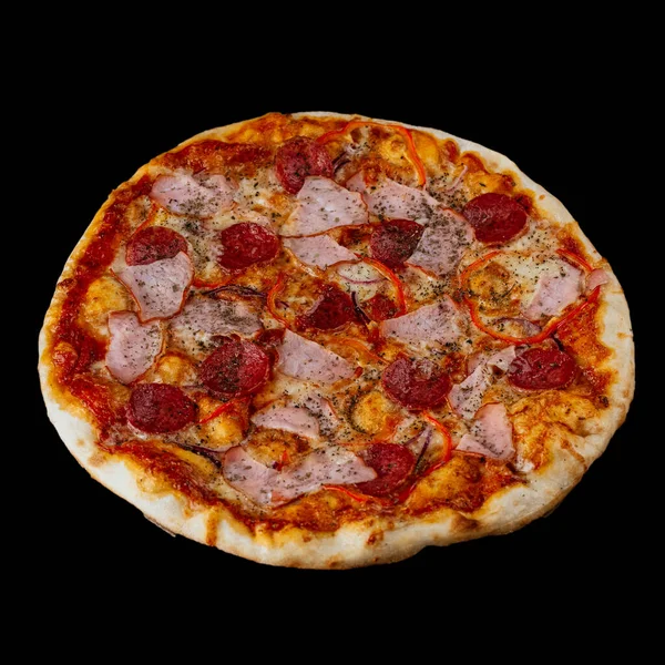 Jambonlu, peynirli ve mantarlı pizza.