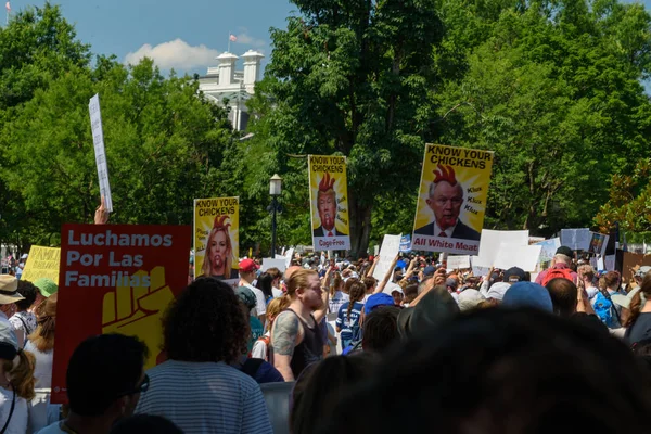 Σάββατο Ιουνίου 2018 Washington Χιλιάδες Διαδηλωτές Που Συγκεντρώθηκαν Στην Πλατεία — Φωτογραφία Αρχείου