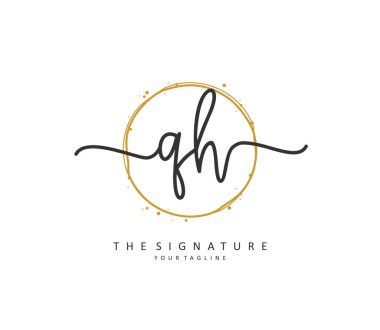 Q H Qh İlk harf el yazısı ve imza logosu. Şablon ögesine sahip bir konsept el yazısı logosu.