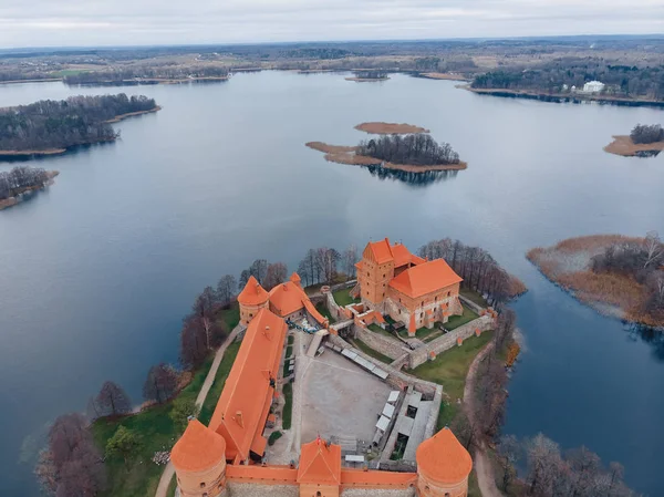 Vista Aérea Drone Castelo Trakai Lituânia — Fotografia de Stock