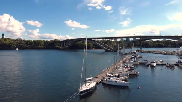 Boats station on river at Stockholm city center — Stock Video