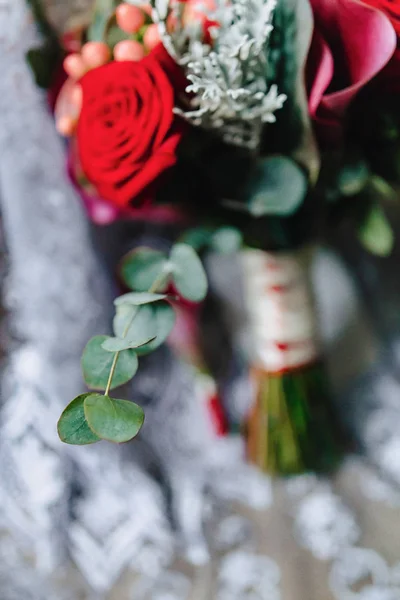 Ramo de boda y decoración de la boda, flores y arreglos florales de boda — Foto de Stock