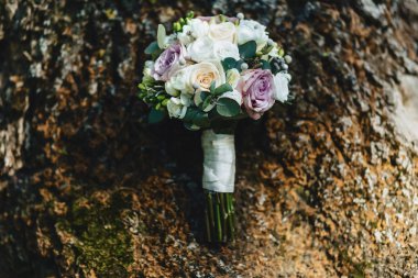 düğün buketi ve düğün dekorasyonu, çiçekler ve düğün çiçek düzenlemeleri