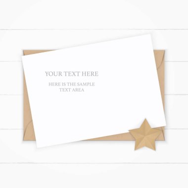 Düz yatıyordu üstten görünüm zarif beyaz kompozisyon kağıt kraft zarf yıldız şekli tekne ahşap arka plan üzerinde.