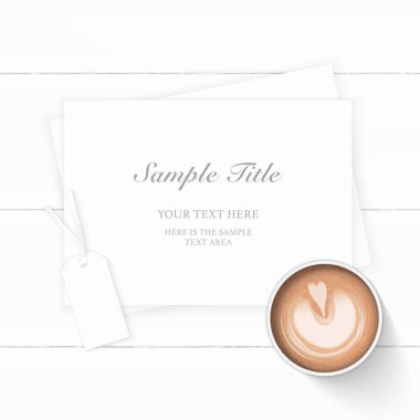 Üstten görünüm zarif beyaz kompozisyon kağıt kahve yat ve ahşap arka plan üzerinde etiket.