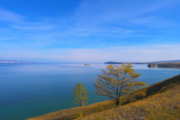 Прекрасний Вид Озеро Байкал Olkhon Острові Сонячний День Іркутськ Росія — стокове фото
