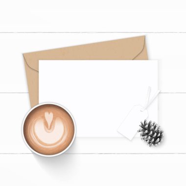 Düz yatıyordu üstten görünüm zarif beyaz kompozisyon harf kraft kağıt e