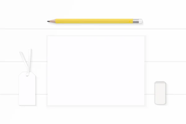 Flache Lay Draufsicht elegantes weißes Kompositionspapier gelber Bleistift — Stockfoto