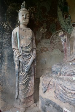 Tianshui şehrindeki Maijishan Mağara-Tapınağı Kompleksi, Gansu Eyaleti C