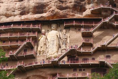 Tianshui şehrindeki Maijishan Mağara-Tapınağı Kompleksi, Gansu Eyaleti C