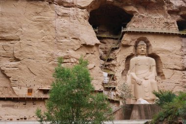Lanzhou 'daki Bingling Mağarası Tapınağı' nda antik Çin Buda Heykeli