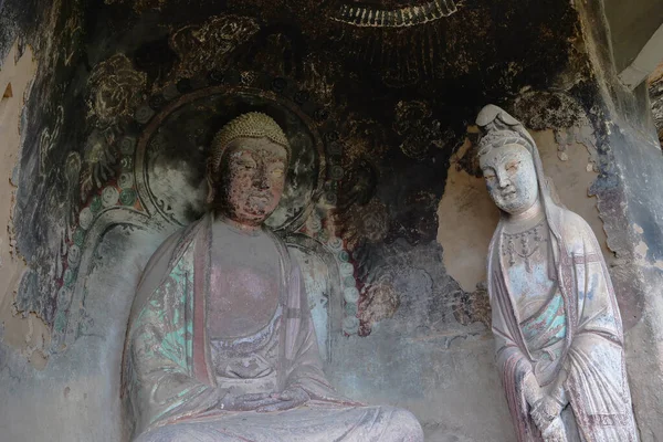 Complesso Grotta-Tempio di Maijishan nella città di Tianshui, provincia di Gansu C — Foto Stock