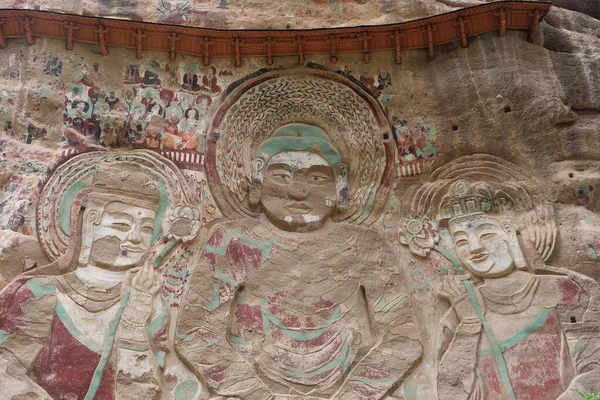 Čínské starobylé tradiční La Shao chrám jeskyně reliéf paintin — Stock fotografie