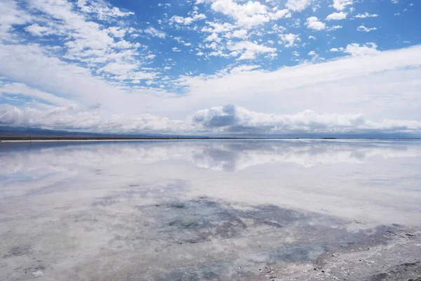 Majestuoso hermoso paisaje de lago de sal de Caka en Qinghai China — Foto de Stock