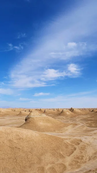 Beautiful landscape view of Yardang landform and sunny blue sky — ストック写真