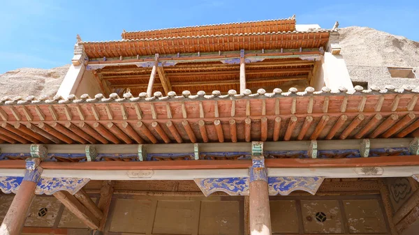 Antigua arquitectura budista Dunhuang Mogao Grutas en Gansu C — Foto de Stock