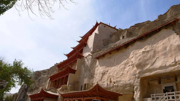 Ancient Buddhism architecture Dunhuang Mogao Grottoes in Gansu C — ストック写真