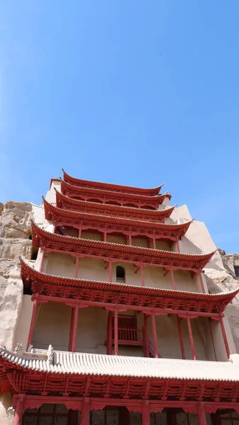 Ancient Buddhism architecture Dunhuang Mogao Grottoes in Gansu C — ストック写真