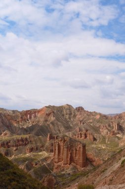Sunan 'daki Binggou Danxia Manzarası Manzarası 