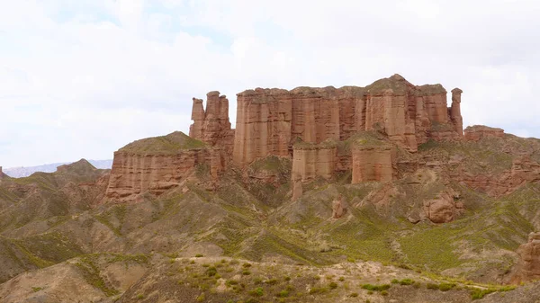 Όμορφη θέα στο τοπίο του Binggou Danxia Γραφική περιοχή στο Sunan — Φωτογραφία Αρχείου