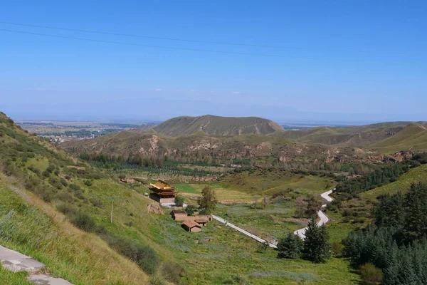 Krásná krajina pohled na chrám Mati v Zhangye Gansu Čína. — Stock fotografie