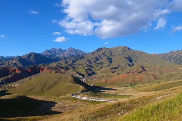 Hermosa naturaleza paisaje veiw de la montaña Qilian escénica Ar — Foto de Stock