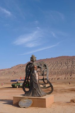 Turpan Xinjiang 'daki Yanan Dağ manzarası