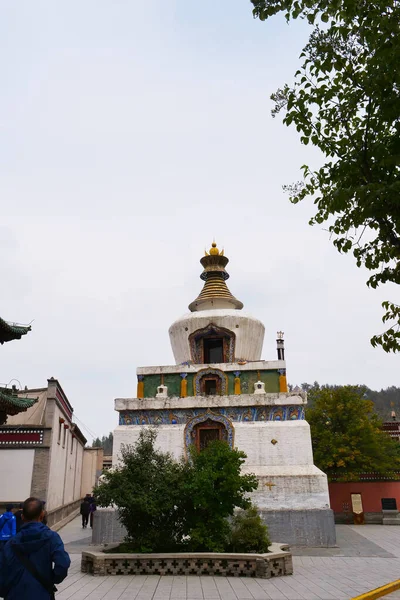 Mosteiro de Kumbum, Templo de Ta 'er, um mosteiro do budismo tibetano em H — Fotografia de Stock