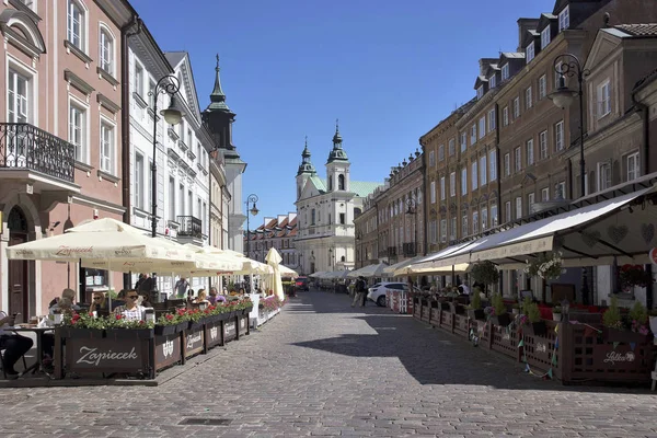 Bina, bir Gotik eski bir kilise St. Hyacinth'ın kilisesidir