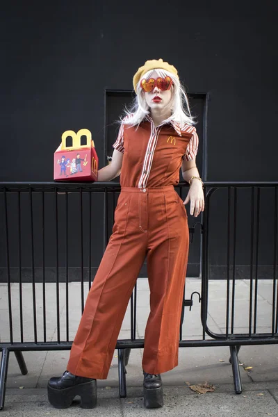 Londres Reino Unido Setembro 2018 Pessoas Rua Durante London Fashion — Fotografia de Stock