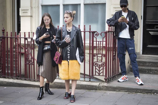 London Verenigd Koninkrijk September 2018 Mensen Straat Tijdens London Fashion — Stockfoto