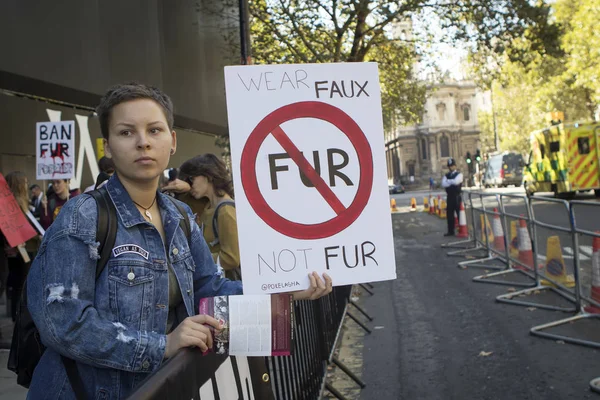 London Setembro Setembro 2018 London Fashion Week Manifestantes Peta Roupas — Fotografia de Stock