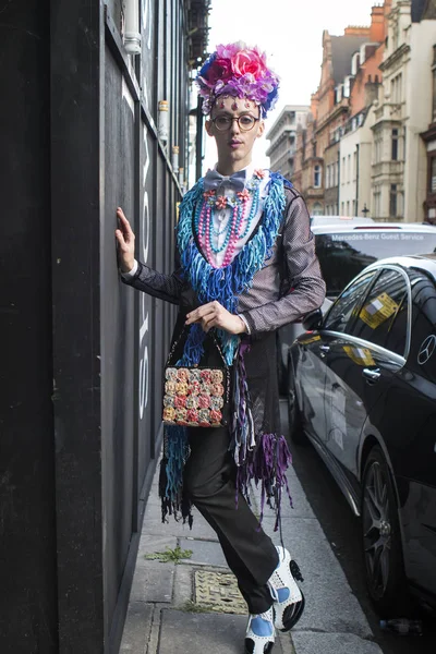 London Storbritannien September 2018 Människor Gatan London Fashion Week Ung — Stockfoto