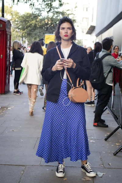 Londra Settembre 2018 Persone Strada Durante London Fashion Week Ragazza — Foto Stock