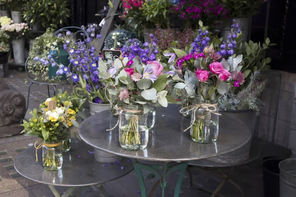 Různé Barevné Květiny Prodávané Trhu Londýně — Stock fotografie