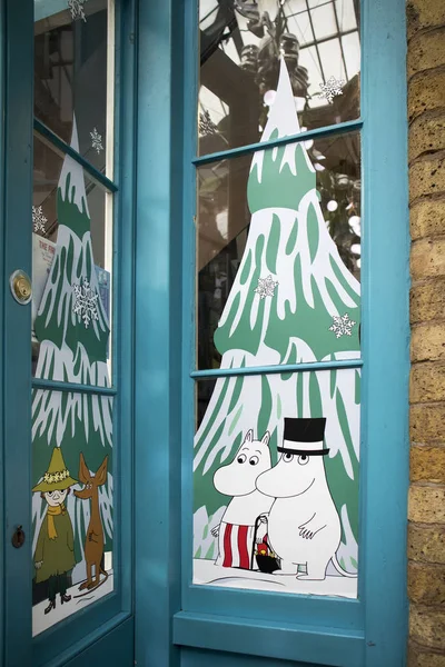 Londres Inglaterra Diciembre 2018 Tienda Moomin Camden Market — Foto de Stock