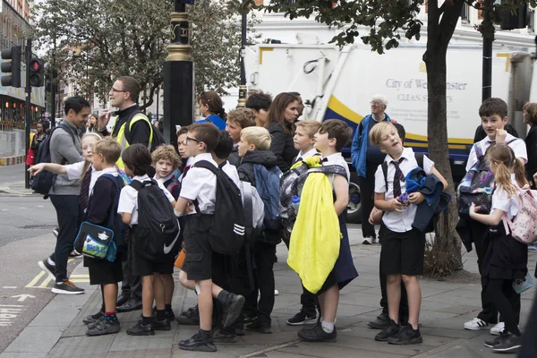 London England August 2018 Schoolchildren Sent Tour — Stock Photo, Image