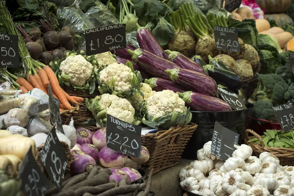 Londres Reino Unido Noviembre 2018 Puesto Verduras Borough Market Uno — Foto de Stock