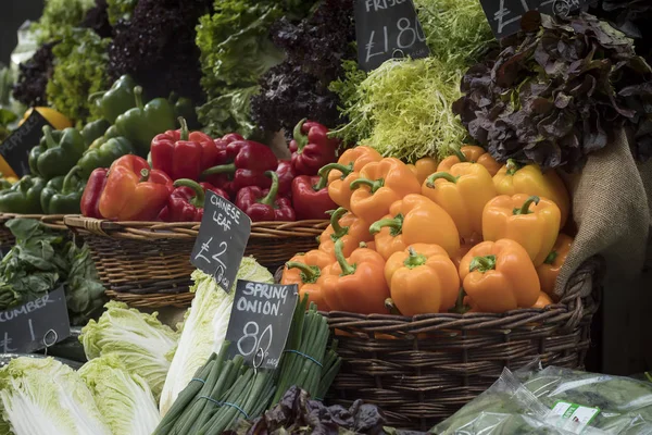 Londres Reino Unido Diciembre 2018 Comestibles Verdes Como Tomates Ensalada —  Fotos de Stock