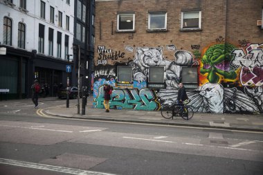 Brick Lane yakınlarındaki Doğu Londra Shoreditch High Street yakınlarındaki ilçe görünümü