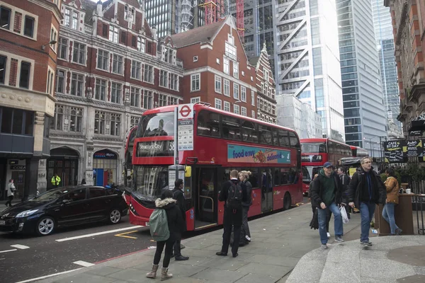 Urban Development. A street view of the architectural development in progress near Liverpool Street Station in the heart of London's financial district — Stock Photo, Image