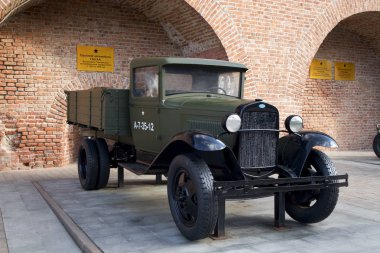 Nizhny Novgorod, Rusya Kremlin'de gösterilen askeri tanklar. Popüler turistik simgesel yapı.