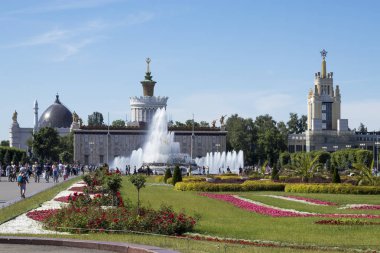 Pavyon No 58 Tarım, eski Ukrayna Ssr ve Vdnkh de Taş Çiçek Çeşmesi.